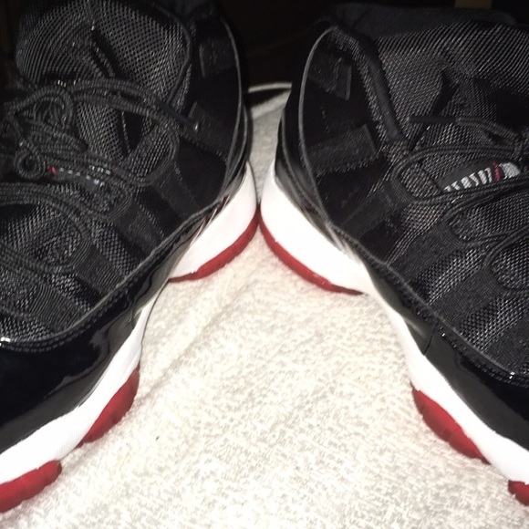 Bread 11’s - Picture 8 of 8